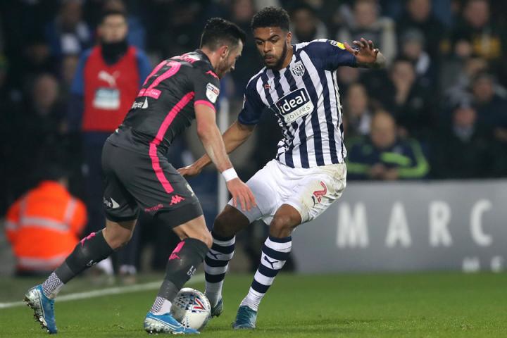 包含武装火力，利兹联战平埃因霍恩的词条