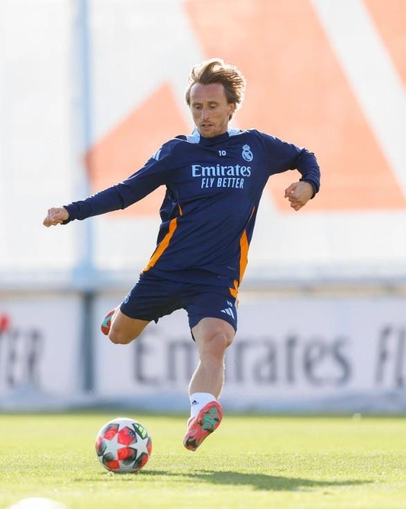 开云体育登录-巴列霍主帅变动，球队全力备战下一场的简单介绍