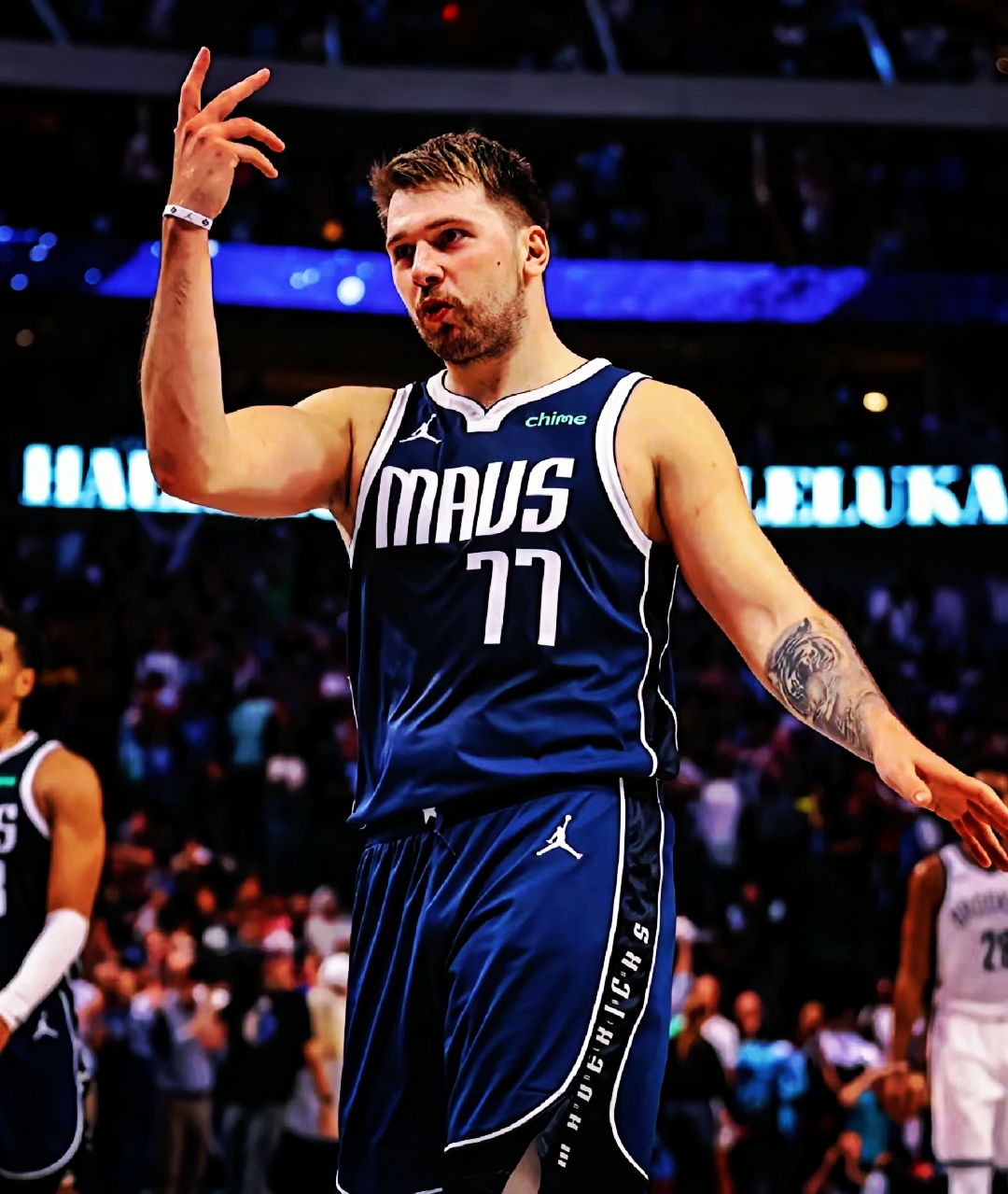 GEN鏖战HKA，Uzi完成史诗逆转焦点之战半决赛，点燃全场激情