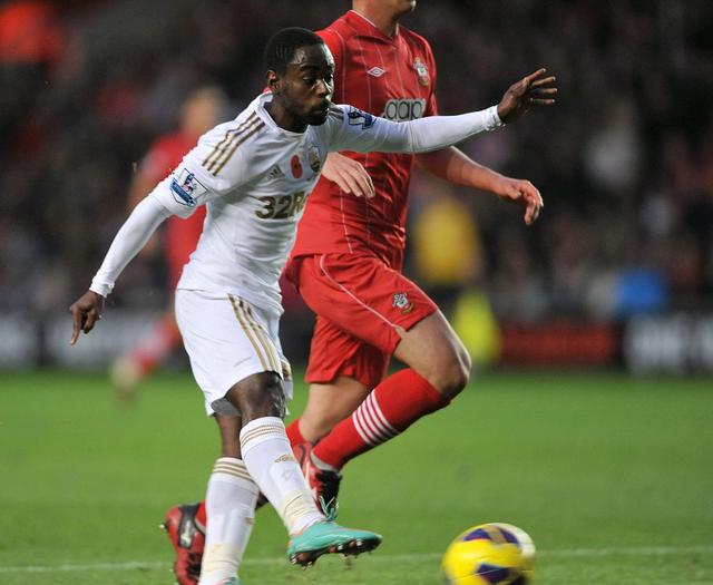 利兹联客场惜败伯明翰城,声势稍减 利兹联客场惜败伯明翰城,声势稍减