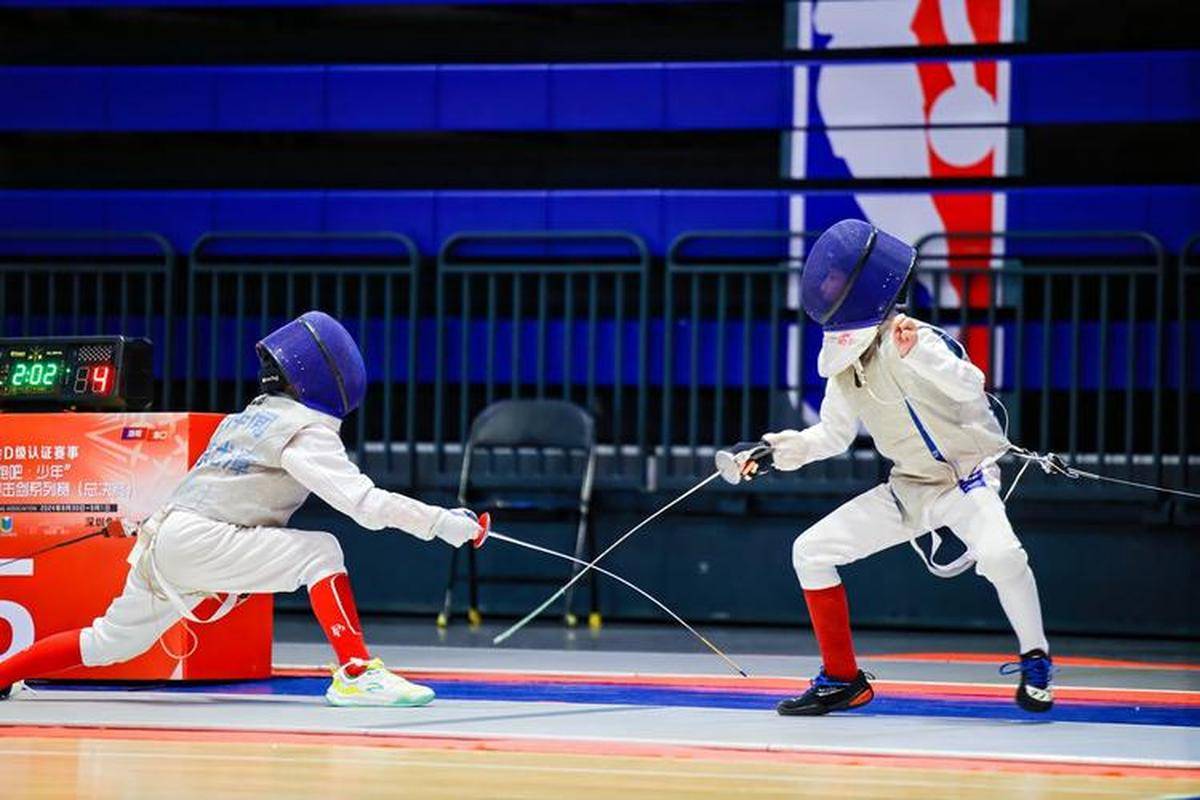 危地马拉击剑选手精妙技术取胜，勇夺金牌的简单介绍