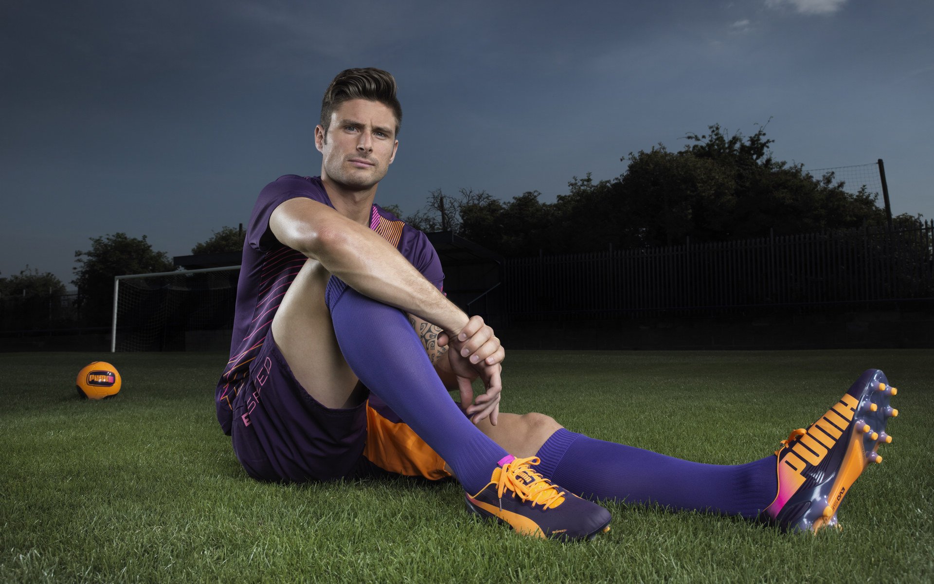 开云体育入口-中场艺术家与团队风暴，楚阿梅尼的掌控与勒沃库森的狂胜